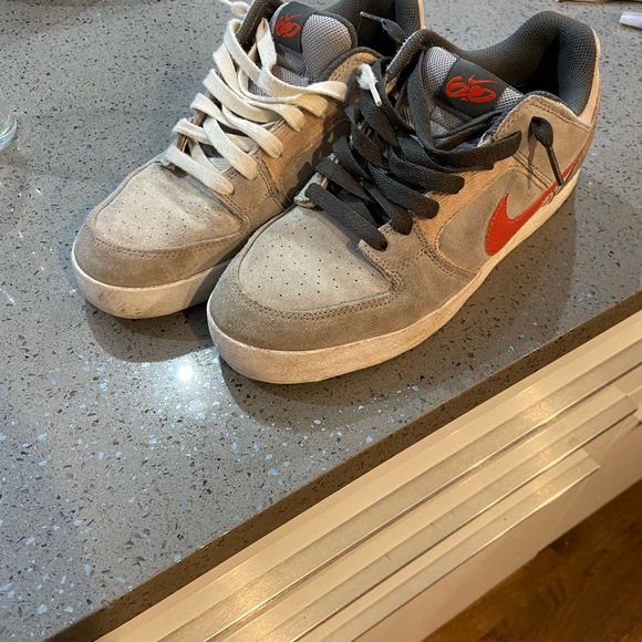 Never skated before Nike 6.0 shoes. - Picture 4 of 5